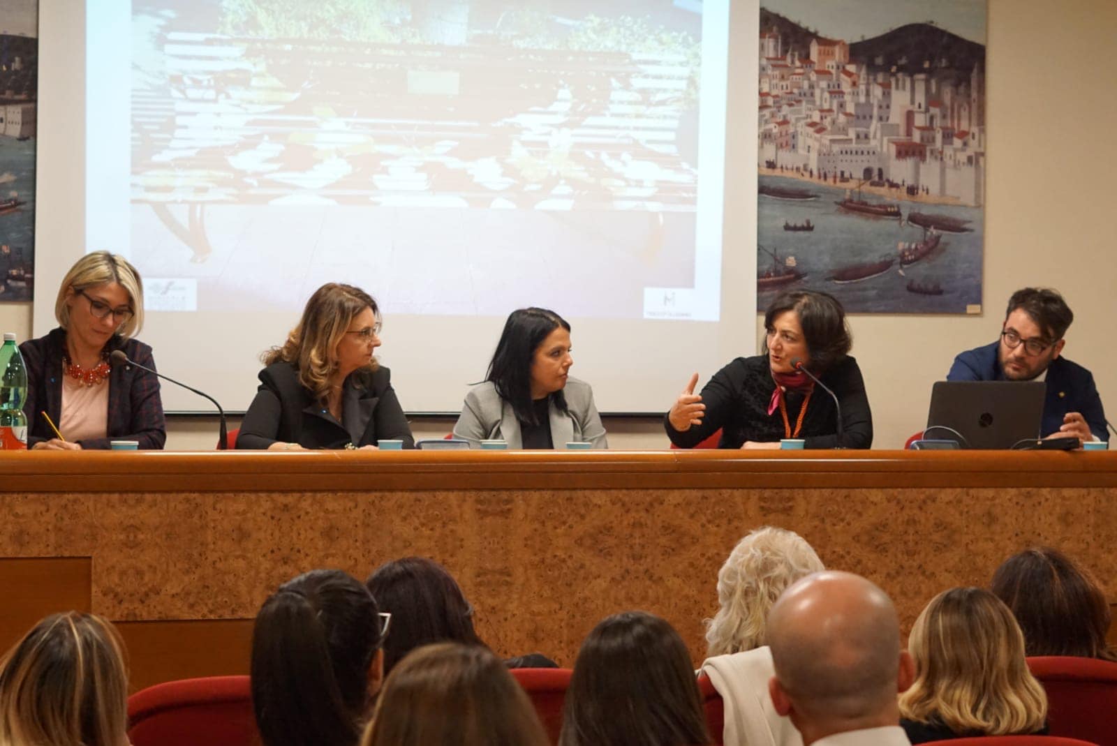 Orfani di femminicidio, il dibattito della UIL Campania: “Non lasciamo soli i figli orfani e le famiglie delle vittime di femminicidio”