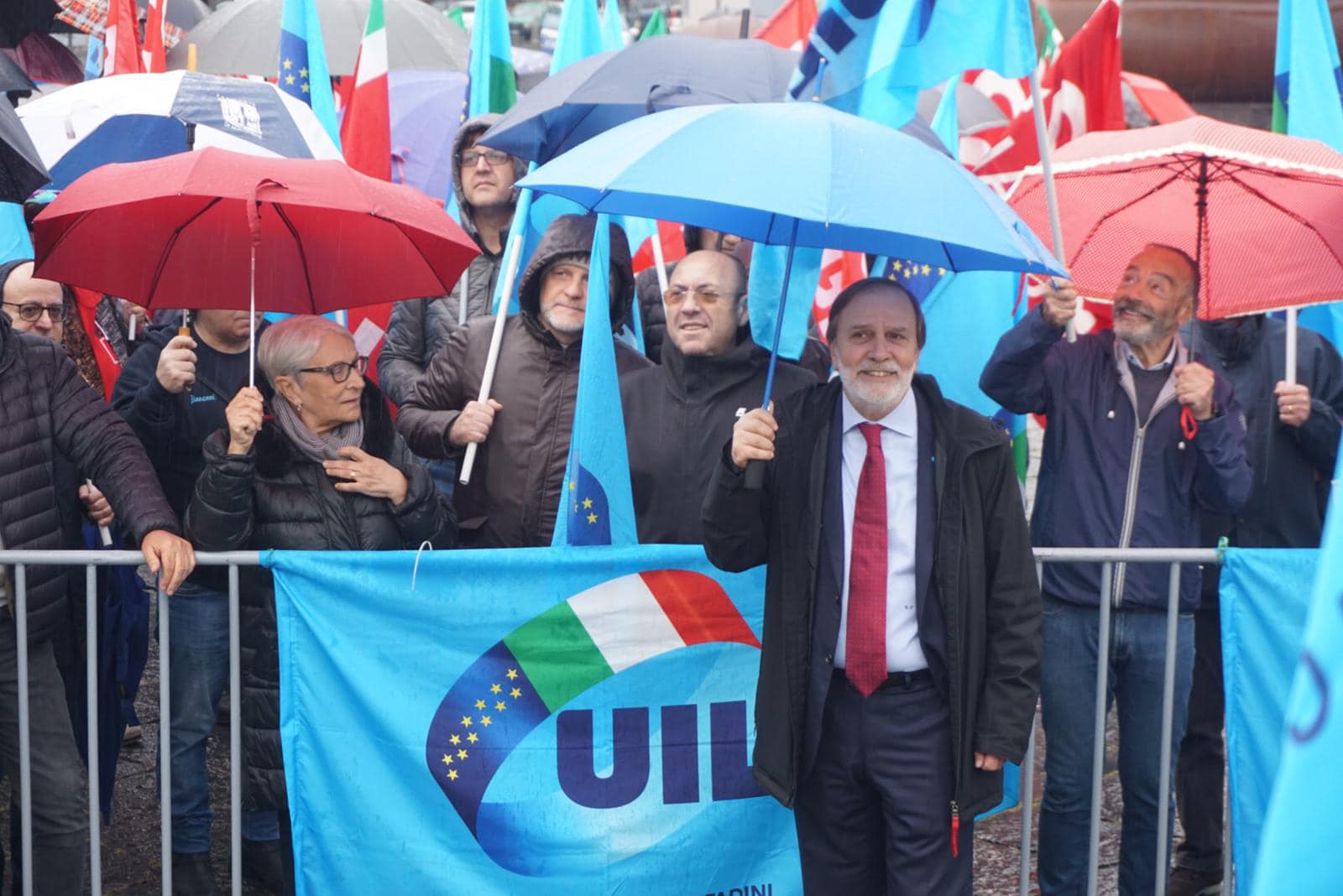 1 Maggio 2023 CGIL CISL UIL In Piazza Mercato A Napoli In Nome Dei 1-maggio-2023-cgil-cisl-uil-in-piazza-mercato-a-napoli-in-nome-dei